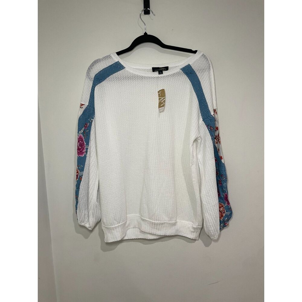 Suzanne Betro New with Tags Size Large Scoop Neck‎ Dolman Sleeve Print Mix Top